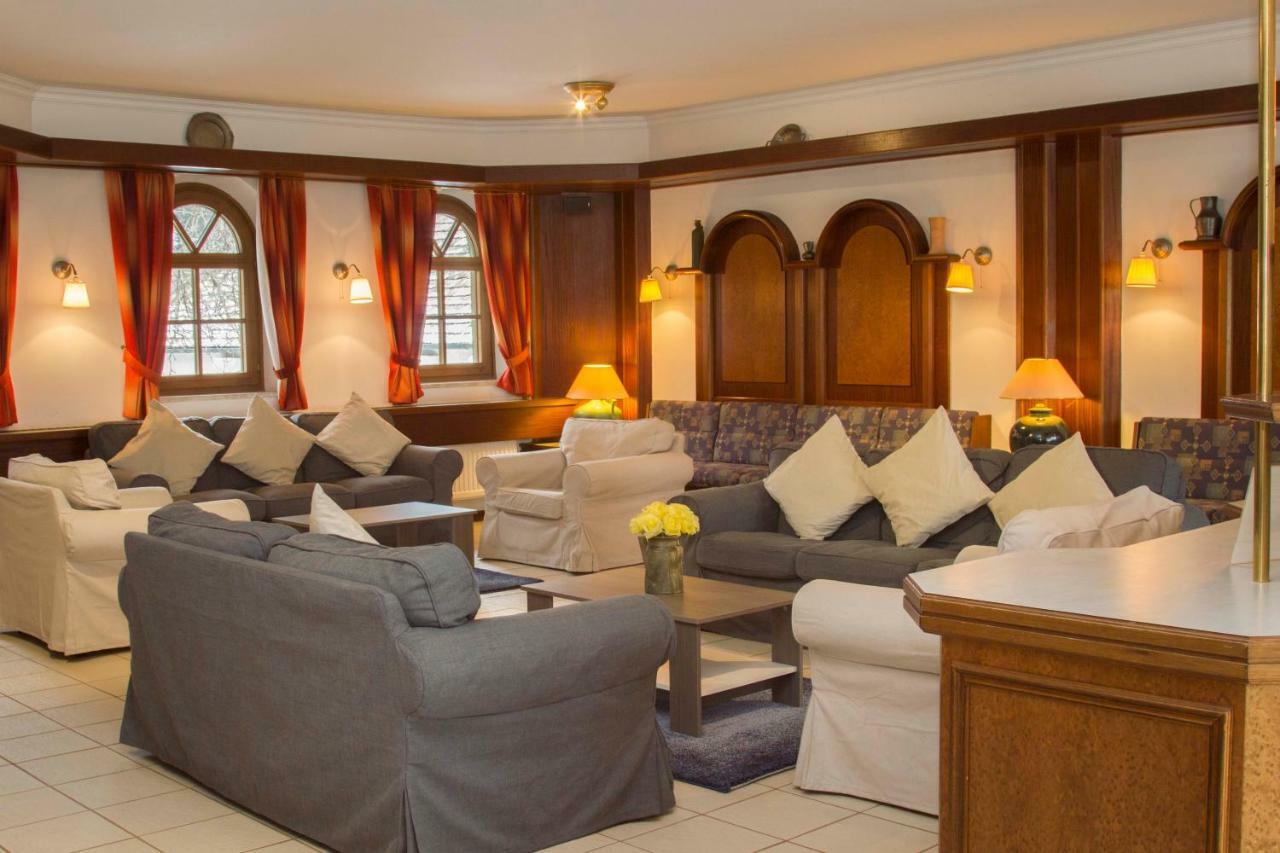 Hasik Hotel Magyarpolany ภายนอก รูปภาพ