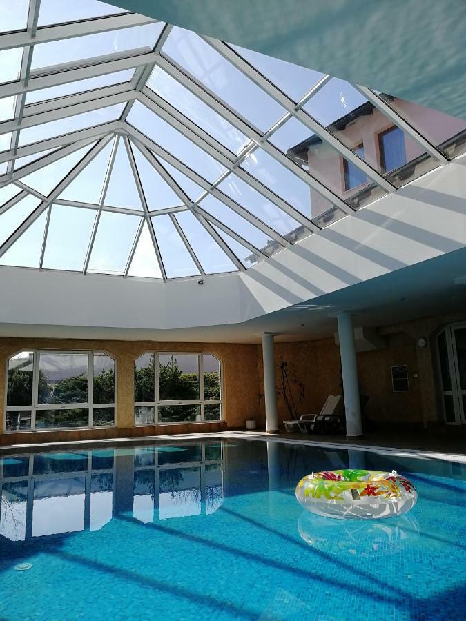 Hasik Hotel Magyarpolany ภายนอก รูปภาพ